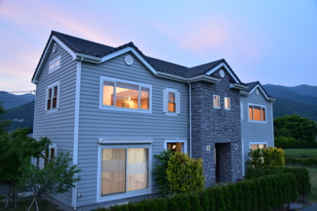 河口湖 大人数向け貸別荘 コテージ 一軒宿 バケーションレンタル